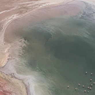 Widok z lotu ptaka na krater Ngorongoro Widok z lotu ptaka na krater Ngorongoro